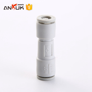 Pneumatic Coupling Joint Straight Push in Connector Round Air Tube Fitting Tube Connector